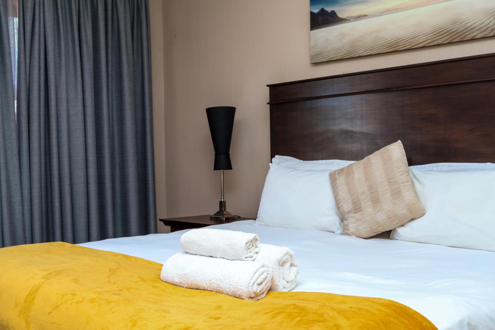 Thaba Legae Guest Lodge Rustenburg Ngoại thất bức ảnh