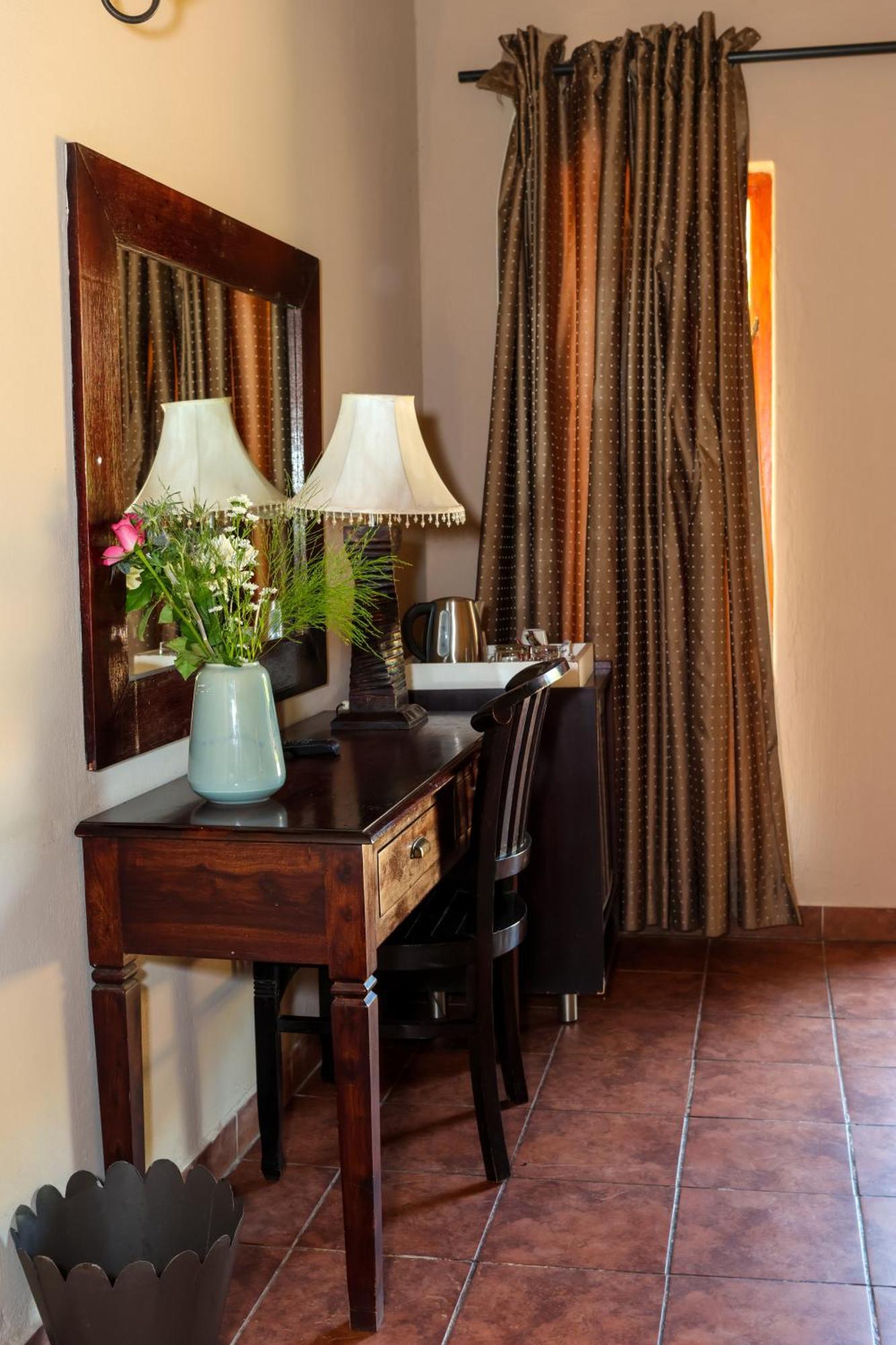 Thaba Legae Guest Lodge Rustenburg Ngoại thất bức ảnh